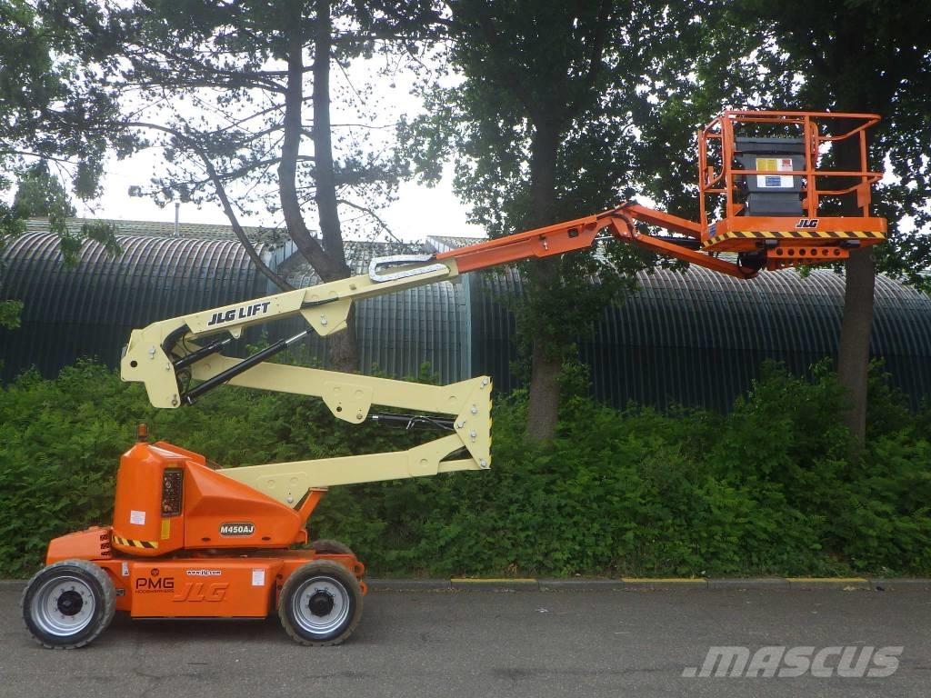 JLG M450AJ رافعات سلة مفصلية