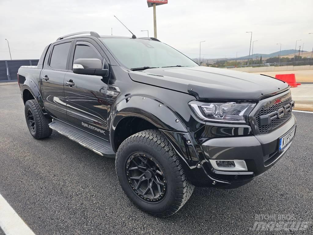 Ford Ranger شاحنات خفيفة/مفصلية الجوانب