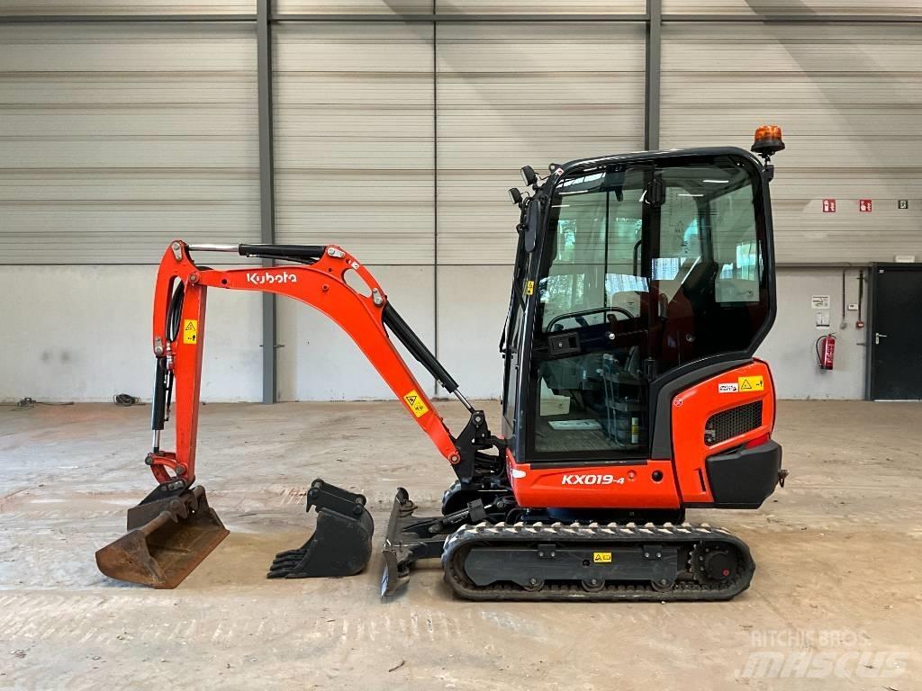 Kubota KX 019-4 حفارات صغيرة أقل من 7 طن (حفارات صغيرة)
