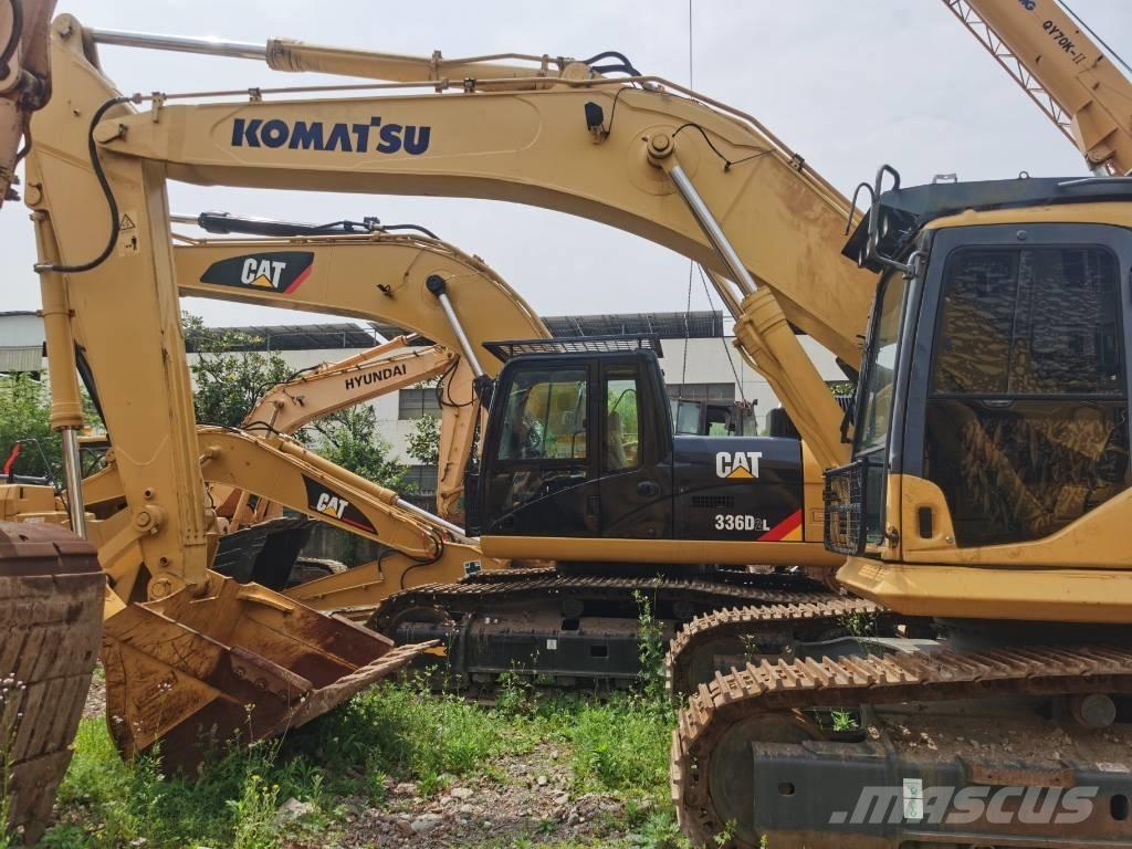 Komatsu PC 350-7 حفارات زحافة