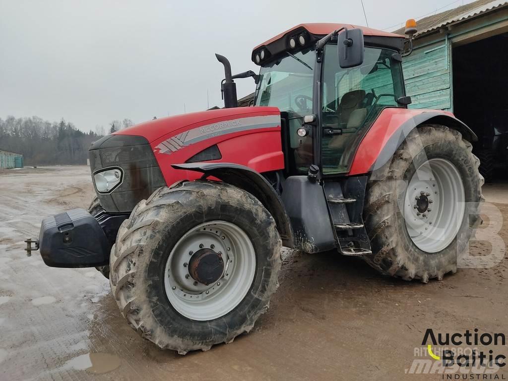 McCormick E-PLUS الجرارات