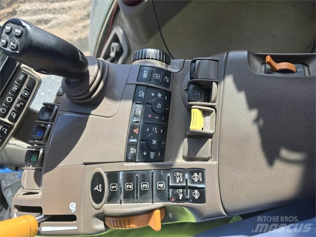 John Deere 8370R الجرارات