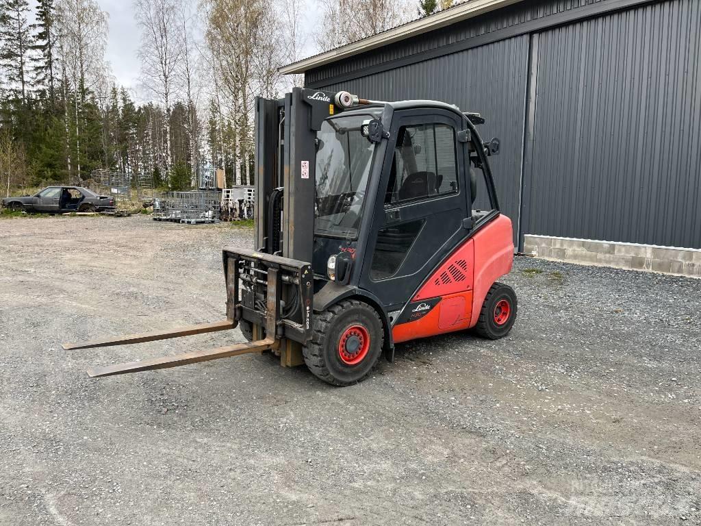 Linde H30D-02 شاحنات الديزل