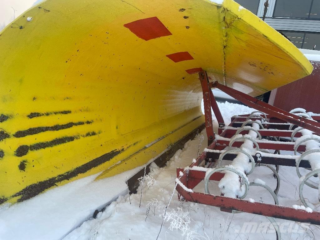  Vuomet  365 حراثات ونصول الجليد