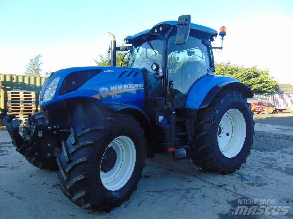 New Holland T 7.210 الجرارات