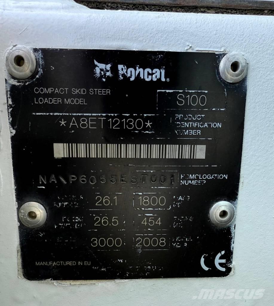 Bobcat S 100 لوادر انزلاقية التوجيه