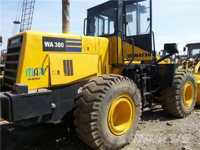 Komatsu WA 380-3 لوادر بعجل