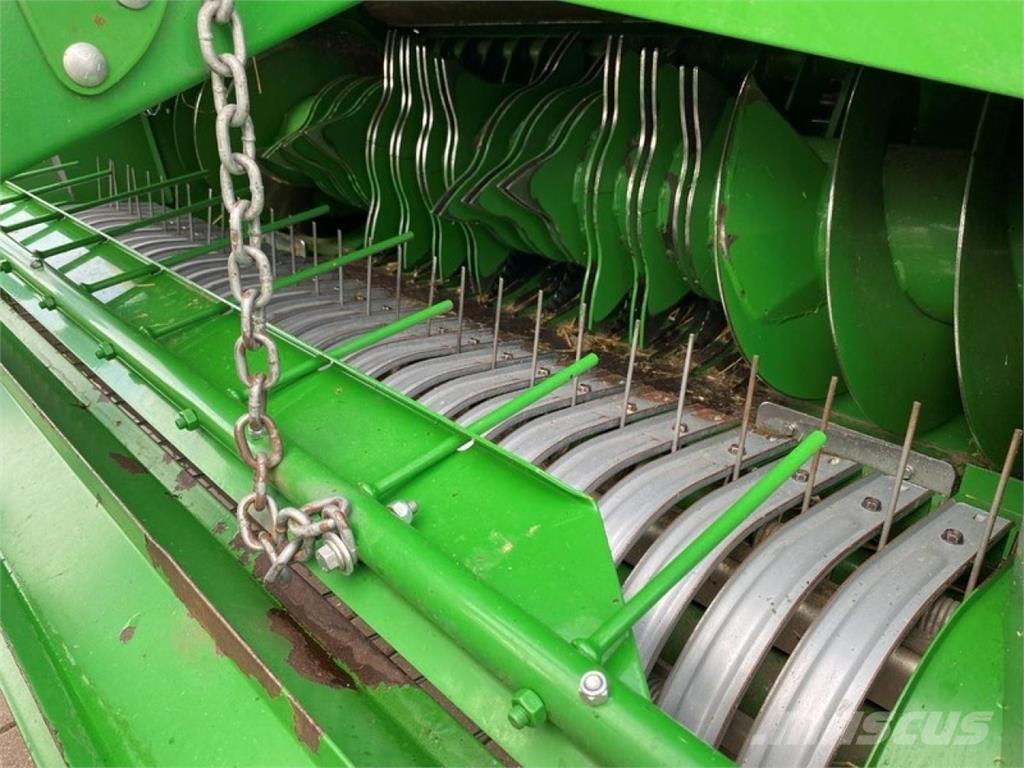 John Deere V 451 M محزمات مستديرة