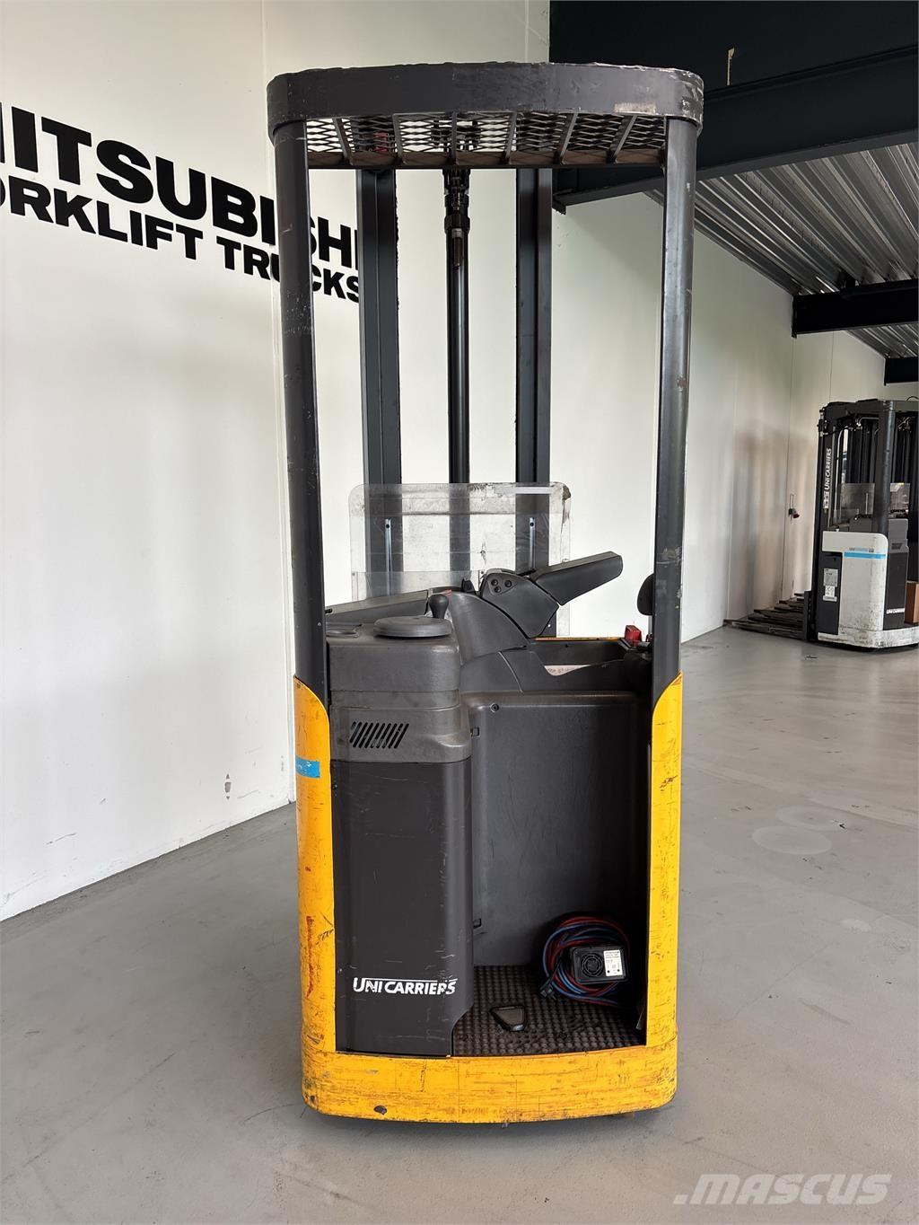 Atlet A160 شاحنات مناولة ذاتية الدفع