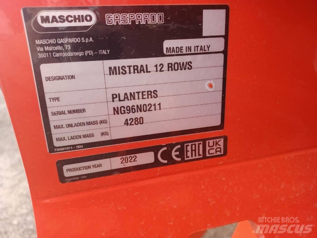 Maschio Mistral 12R ماكينات البذر الدقيق