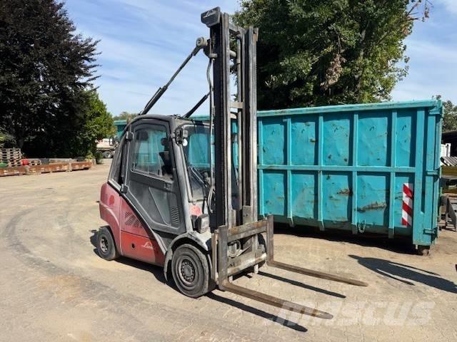 Linde H 30 T شاحنات LPG