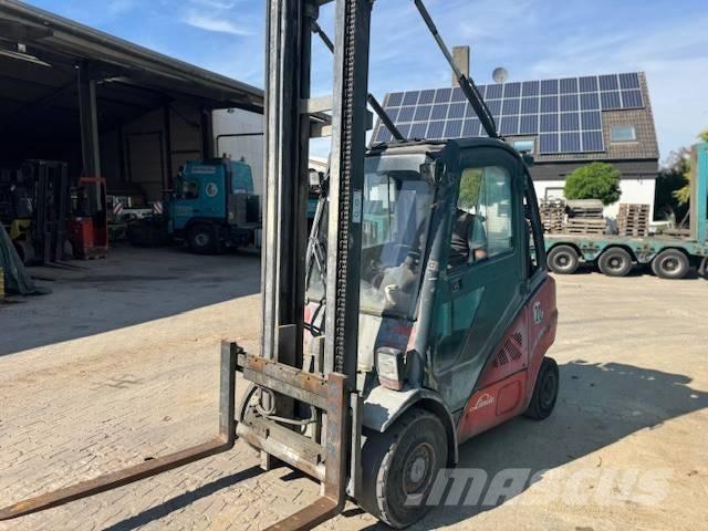 Linde H 30 T شاحنات LPG