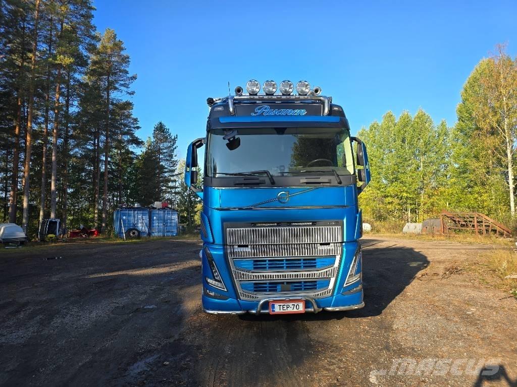 Volvo FH 16 750 شاحنات أشجار