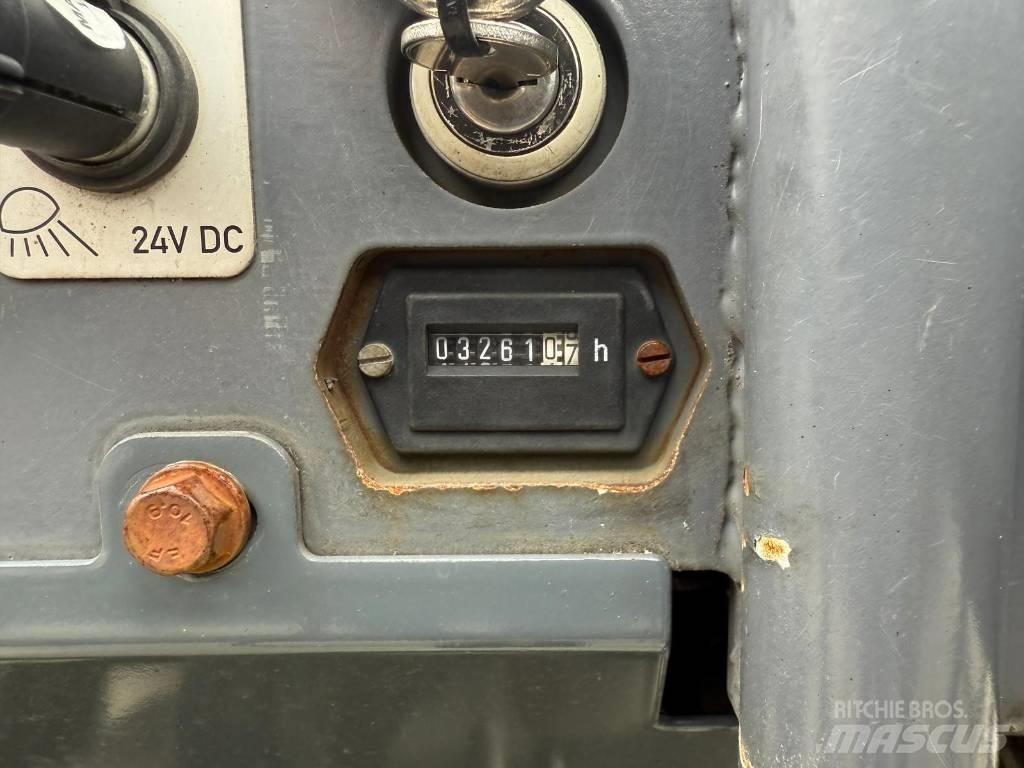 Vögele super 800-3i معدات السفلتة