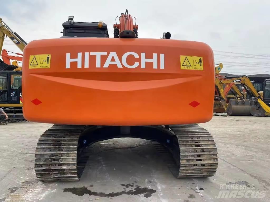 Hitachi ZX 200 حفارات زحافة