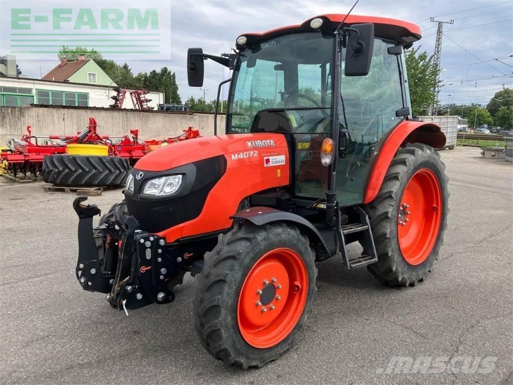 Kubota M4072 الجرارات
