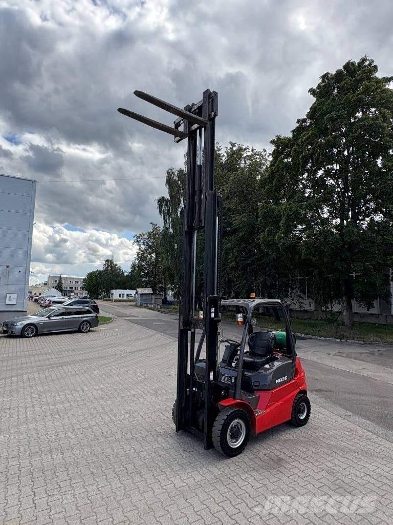 Manitou MI 25 G شاحنات LPG