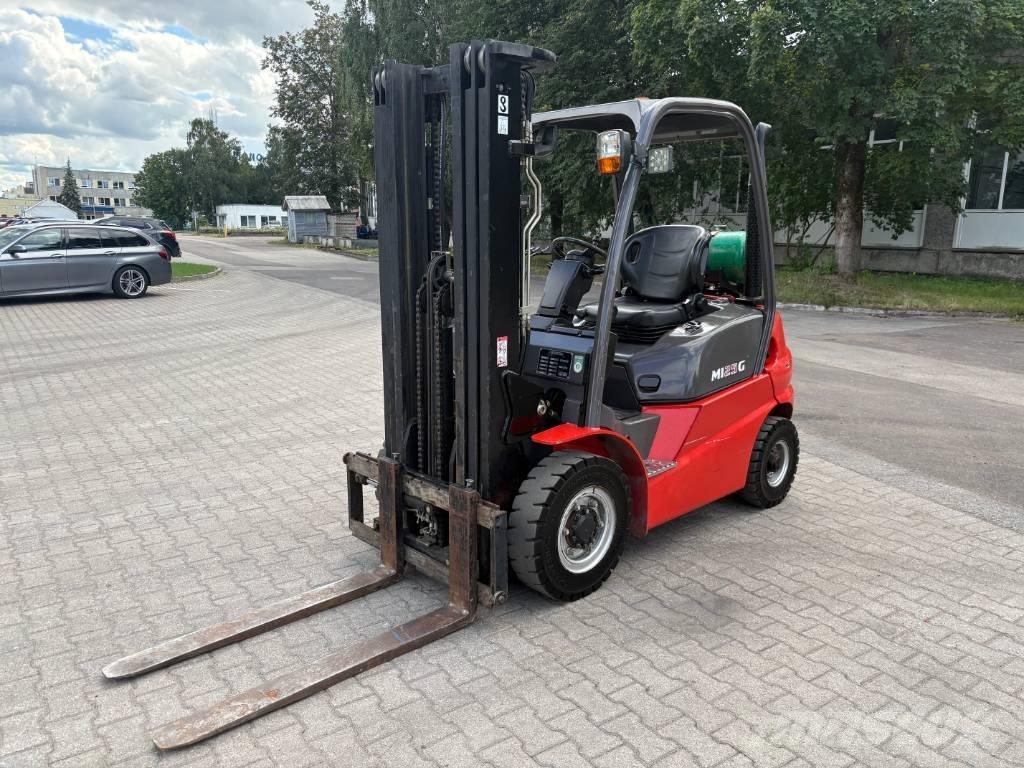 Manitou MI 25 G شاحنات LPG