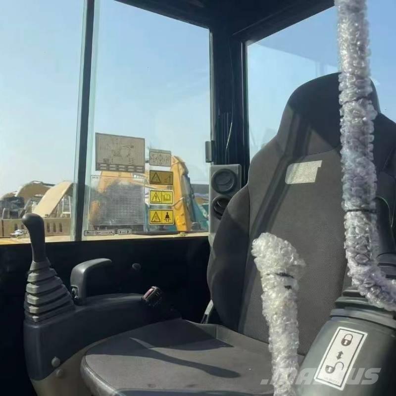 CAT 305.5 E حفارات صغيرة أقل من 7 طن (حفارات صغيرة)