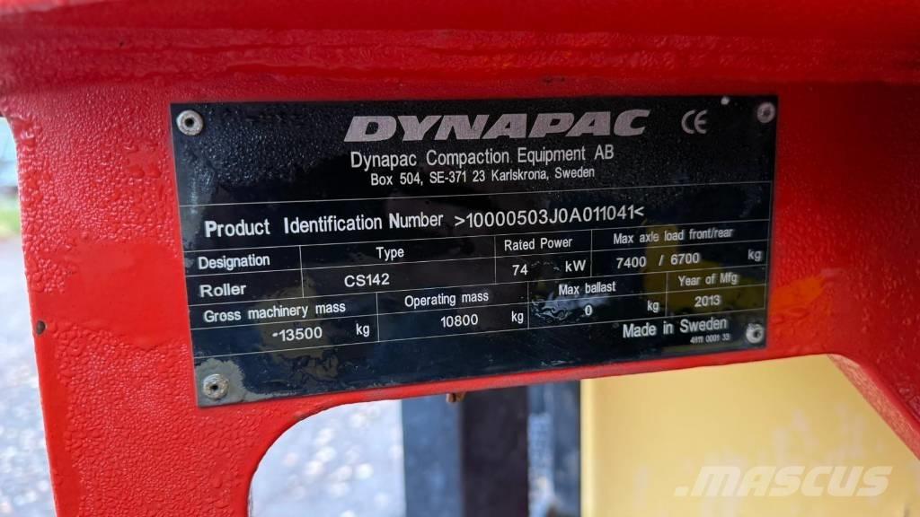 Dynapac CS 142 مداحل ثنائية الاسطوانة