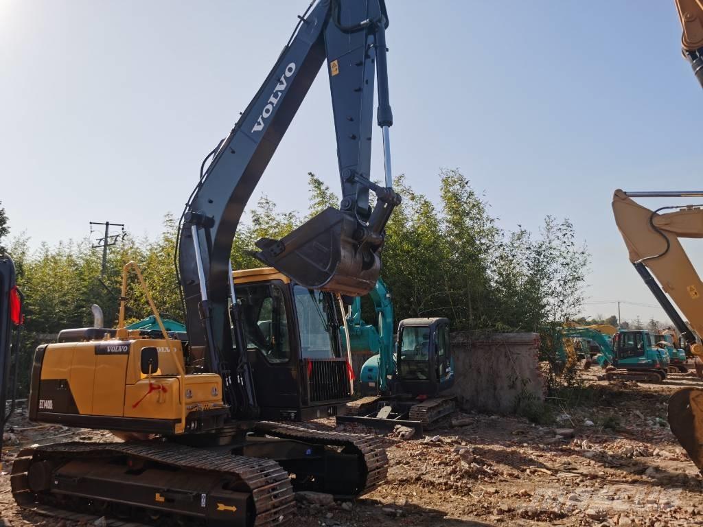 Volvo EC 140 حفارات زحافة
