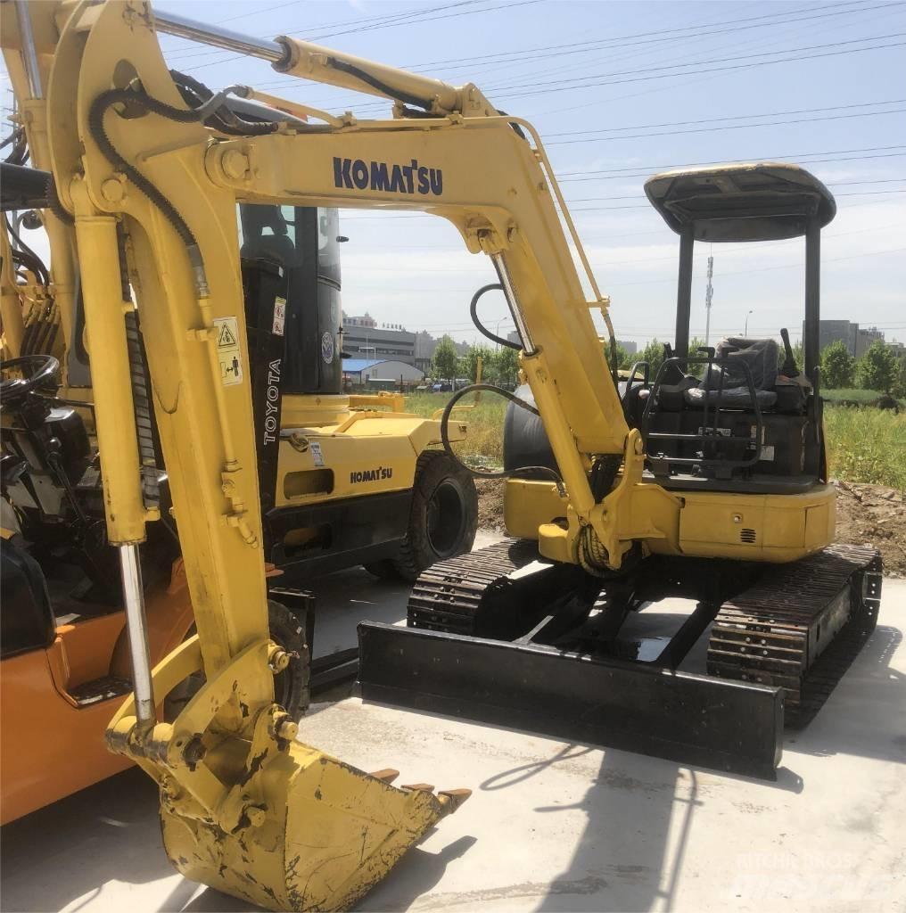 Komatsu PC 40 حفارات صغيرة أقل من 7 طن (حفارات صغيرة)