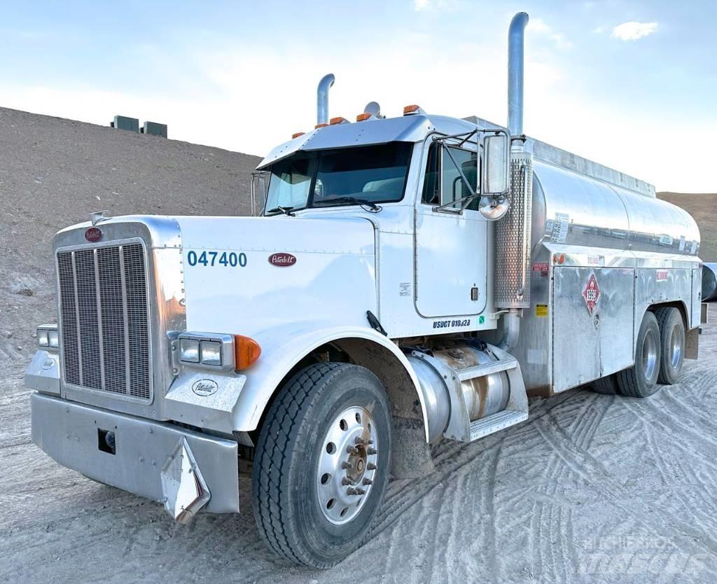 Peterbilt 000 شاحنات ذات صهاريج