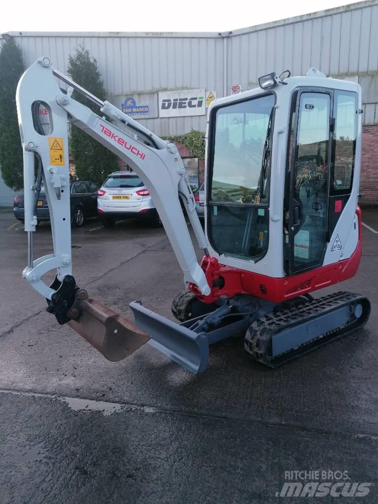 Takeuchi TB216 حفارات صغيرة أقل من 7 طن (حفارات صغيرة)