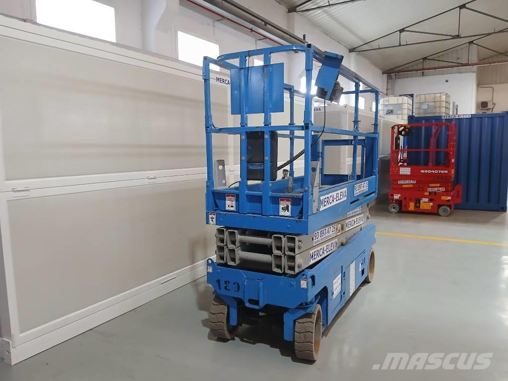 Genie GS 2032 رافعات مقصية الشكل