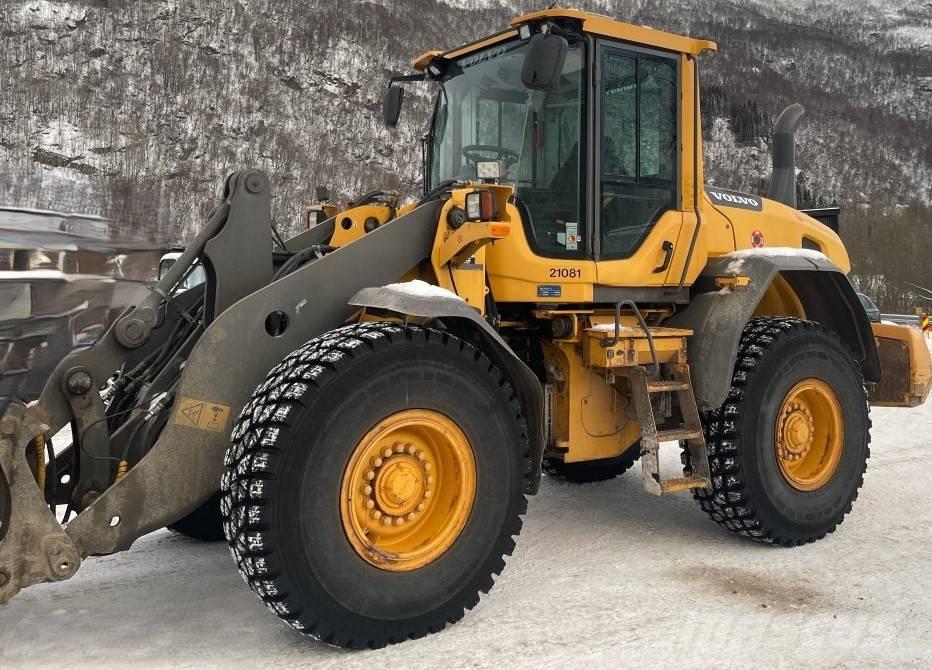Volvo L 70 G لوادر بعجل