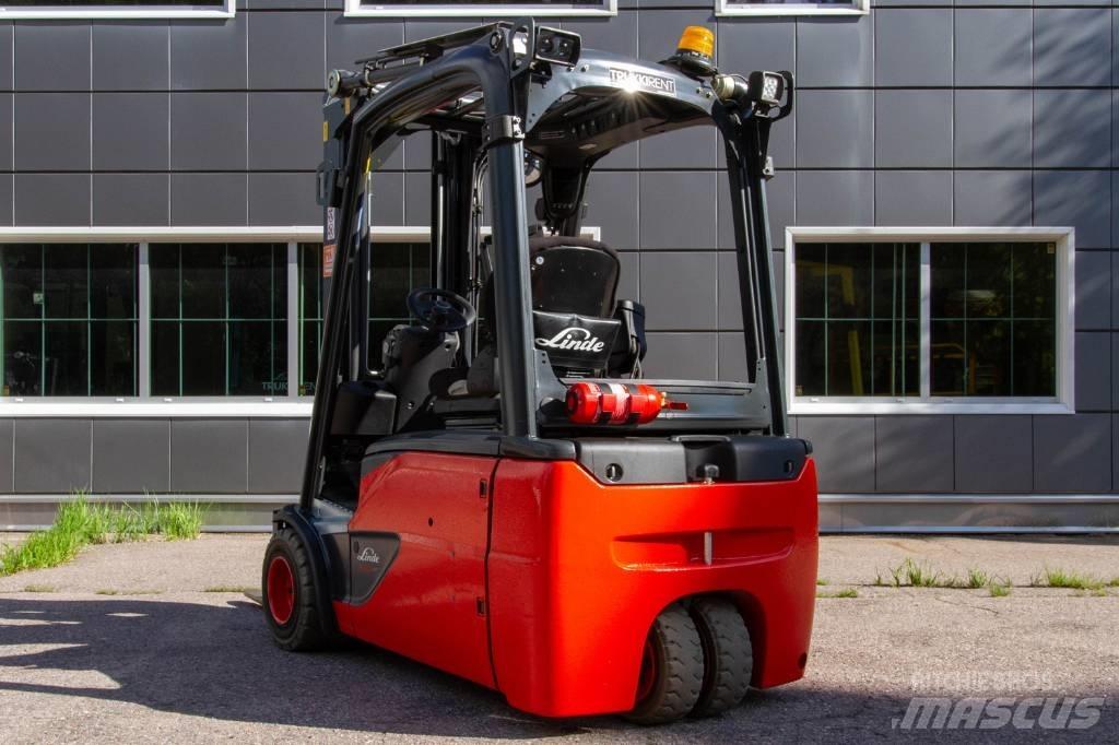 Linde E20L-02 شاحنات ذات رافعات شوكية تعمل بالكهرباء