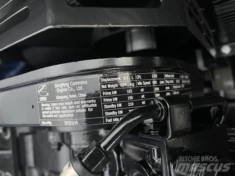 Cummins 220 kVA مولدات ديزل