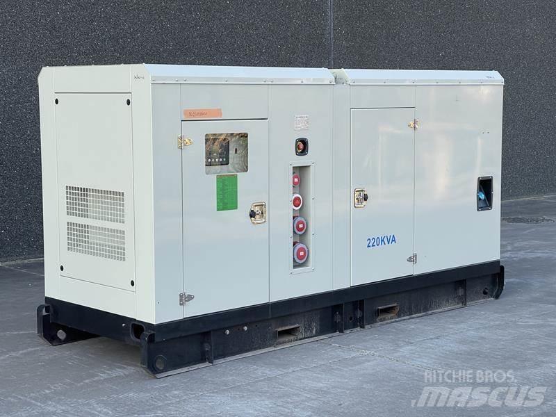 Cummins 220 kVA مولدات ديزل