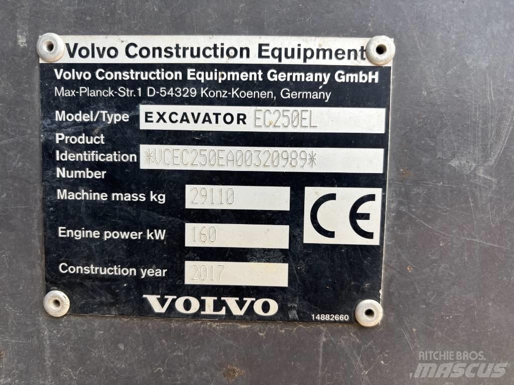 Volvo EC 250 EL حفارات زحافة