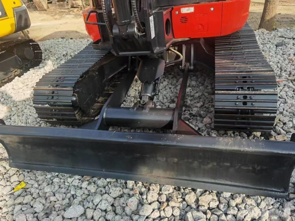Kubota 165 حفارات زحافة