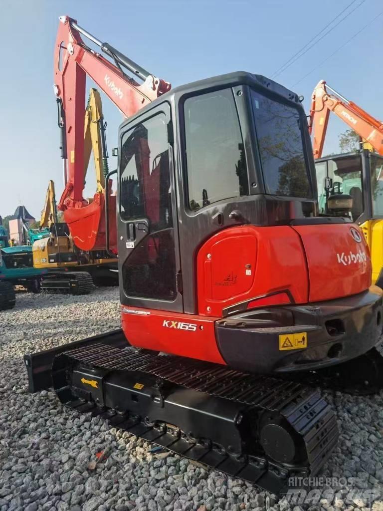 Kubota 165 حفارات زحافة