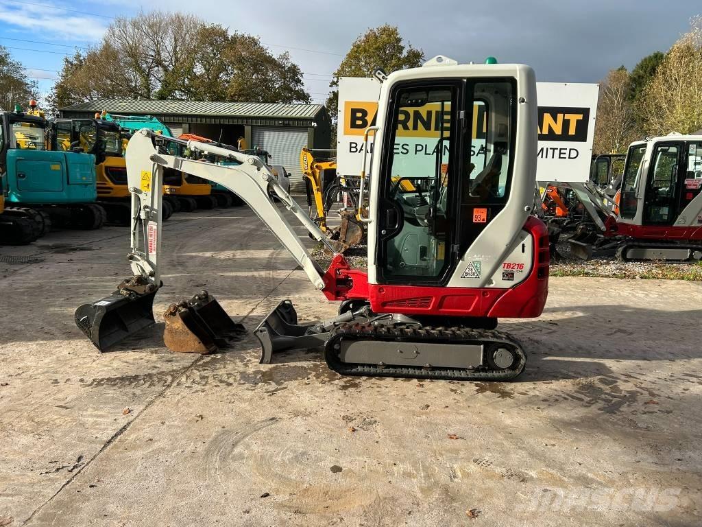 Takeuchi TB 216 حفارات صغيرة أقل من 7 طن (حفارات صغيرة)