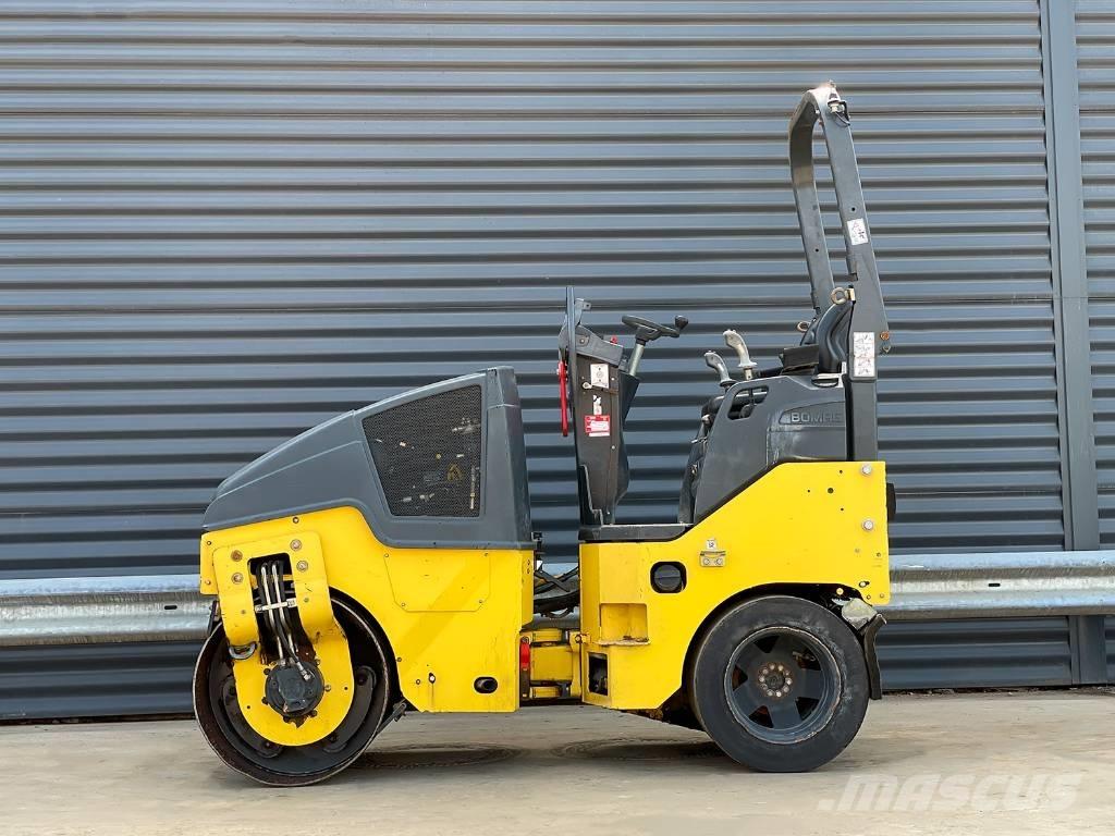 Bomag BW 100 AC-5 مداحل مزدوجة
