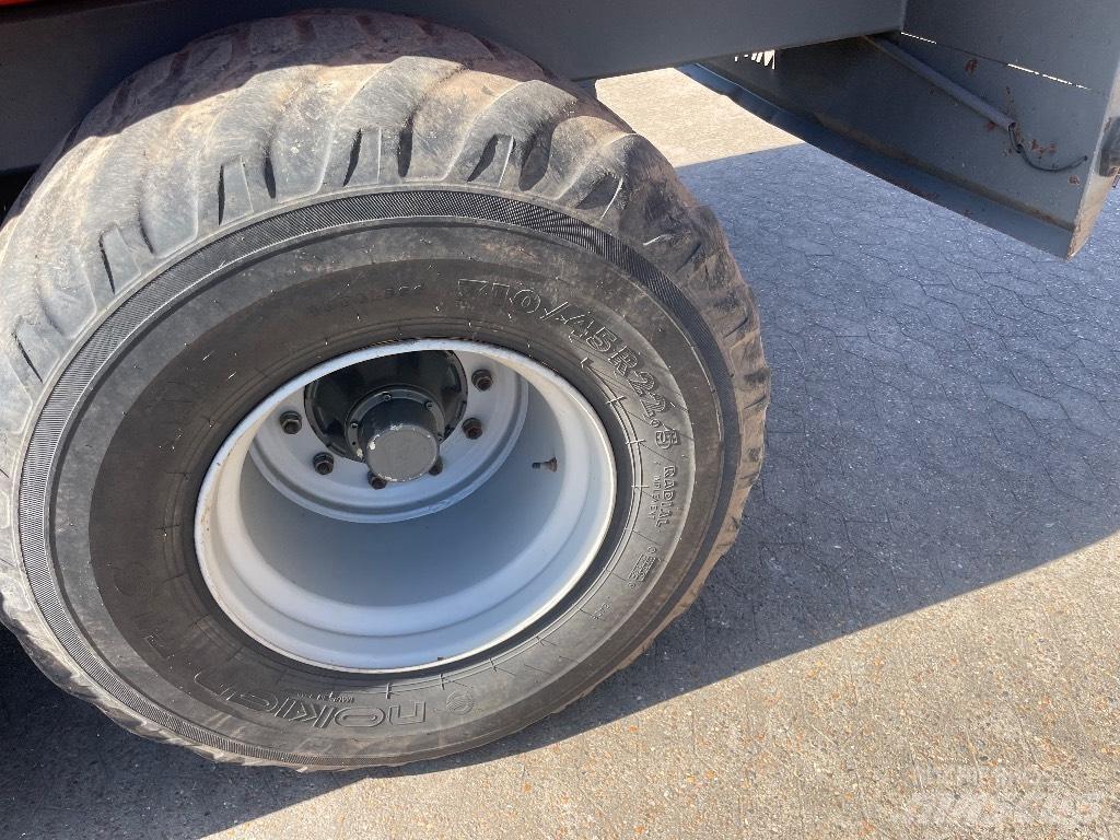 Mi CD 160 مقطورات قلابة