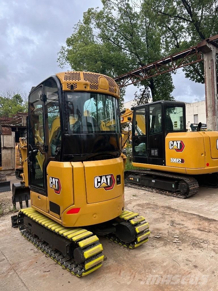 CAT 302 حفارات صغيرة أقل من 7 طن (حفارات صغيرة)