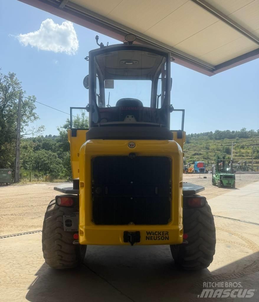 Wacker Neuson DW 100 عربات نقل قلابة للمواقع