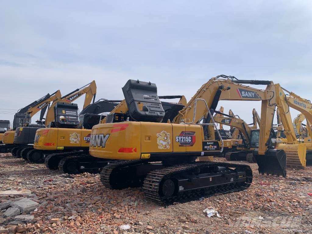 Sany SY 215 C حفارات زحافة