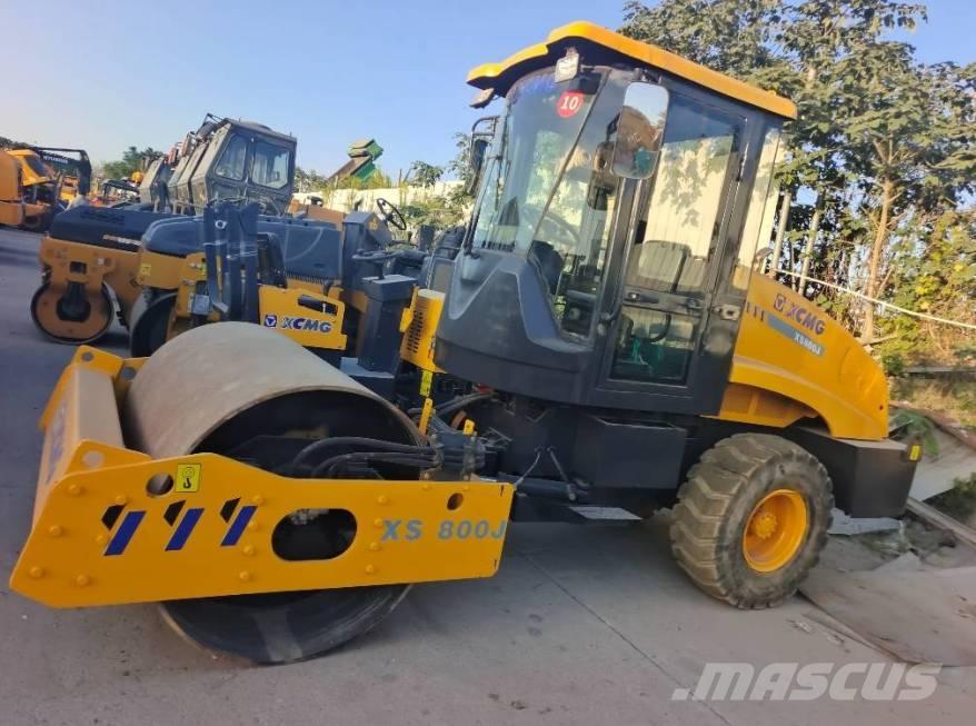 XCMG XS 800 J مداحل أحادية الأسطوانة