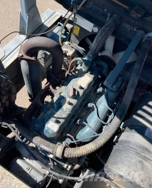 Neuson DKH6002 ساحبات مفصلية