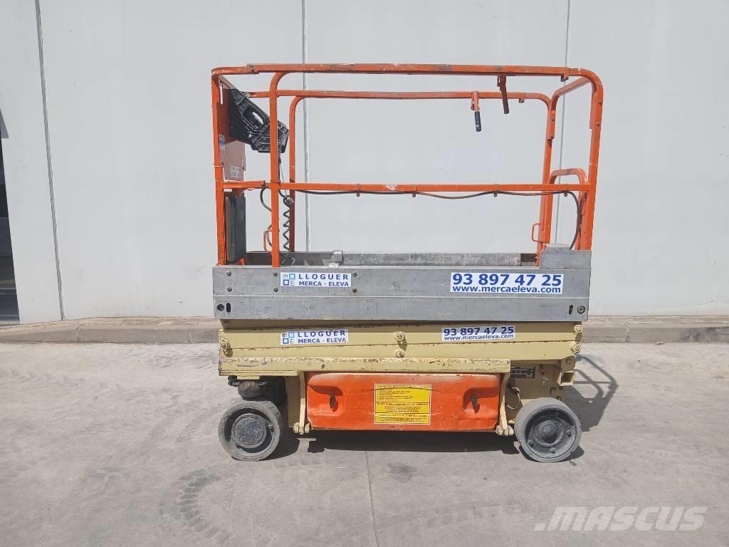 JLG 1930 ES رافعات مقصية الشكل