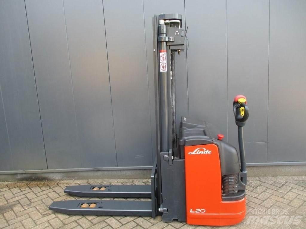 Linde L 20i معدات التكديس الجوالة