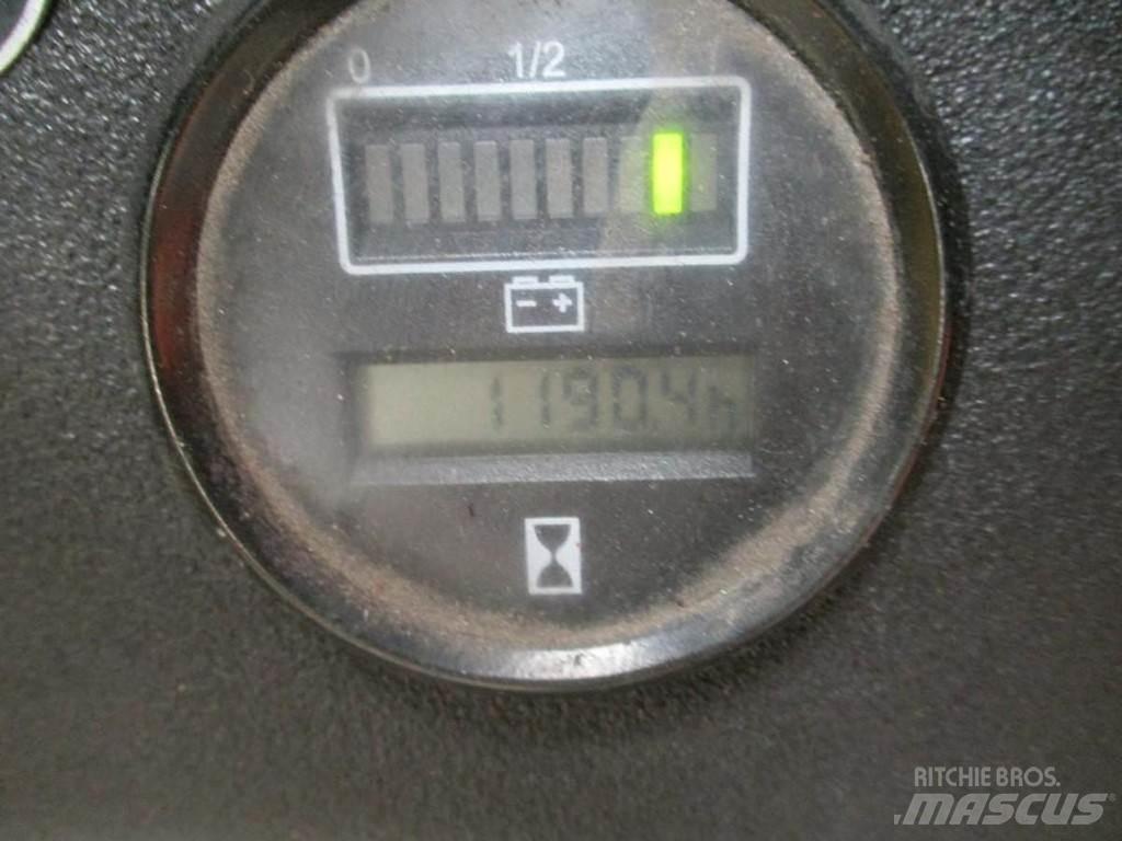 Linde L 20i معدات التكديس الجوالة