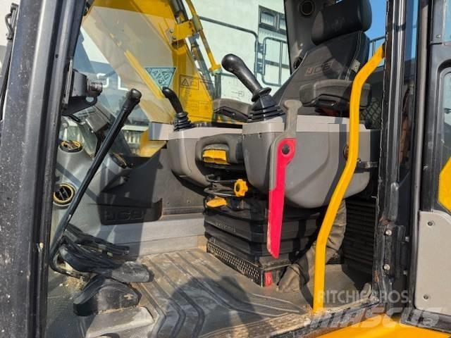 JCB 140 X حفارات زحافة