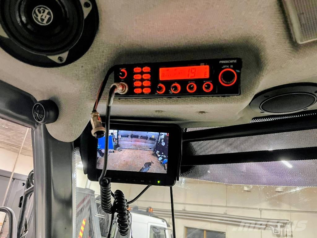 Liebherr L 524 لوادر بعجل