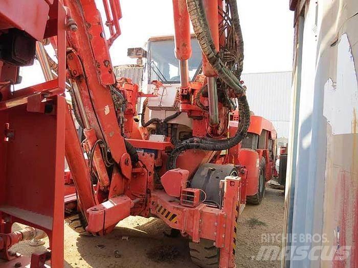 Sandvik DT 821 SC معدات الثقب السطحي
